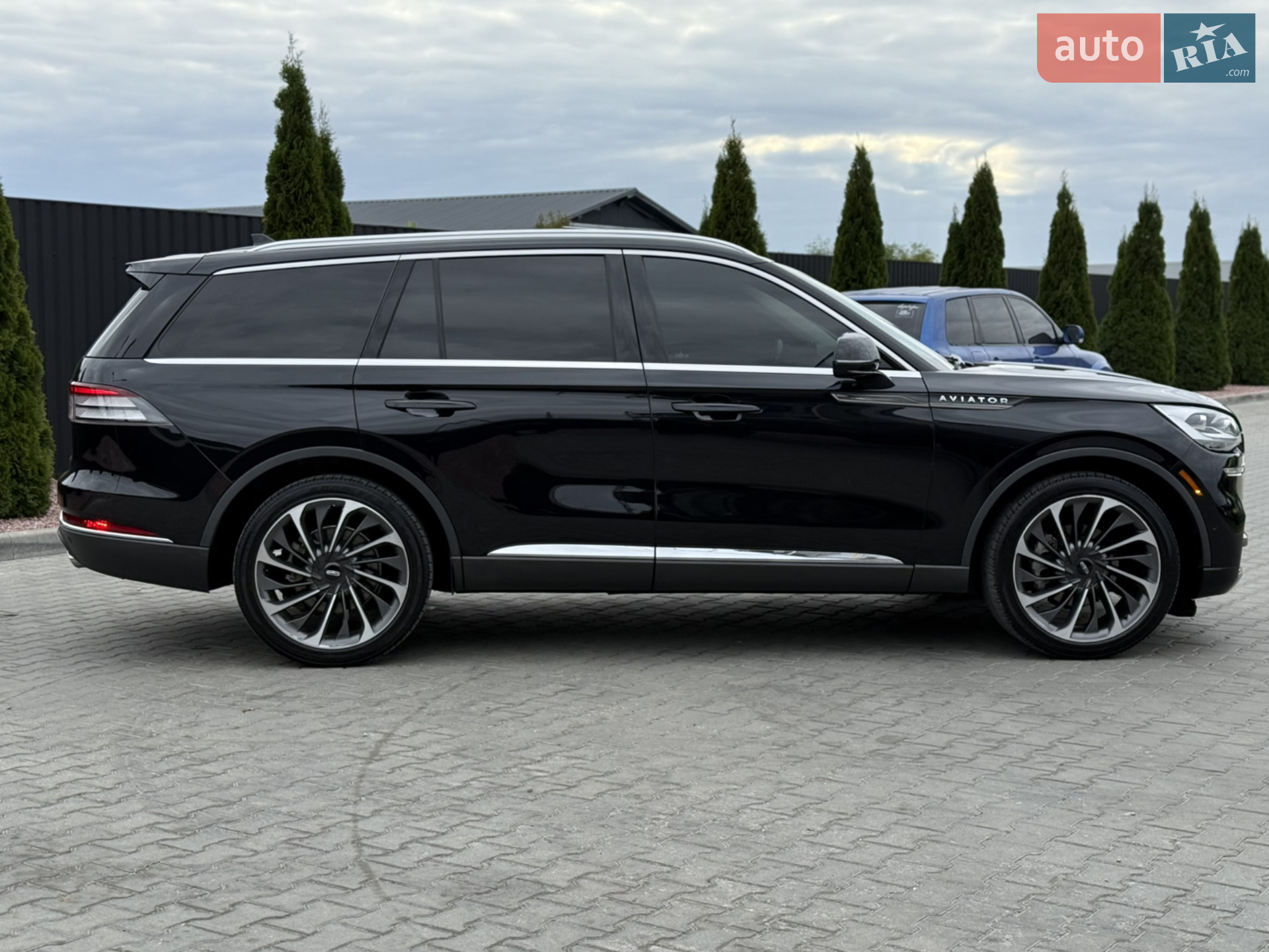 2020 Lincoln Aviator - мініатюра 11