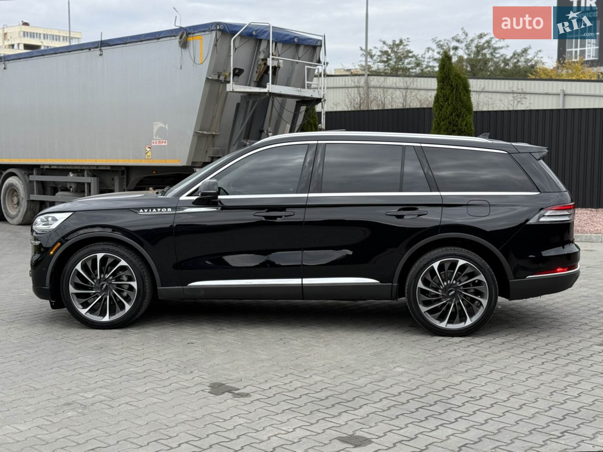 2020 Lincoln Aviator - мініатюра 18