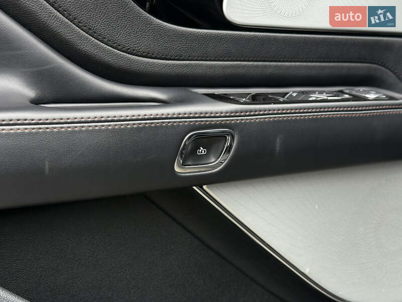 Позашляховик / Кросовер Lincoln Aviator 2020 в Тернополі фото 45 Позашляховик / Кросовер Lincoln Aviator 2020 в Тернополі