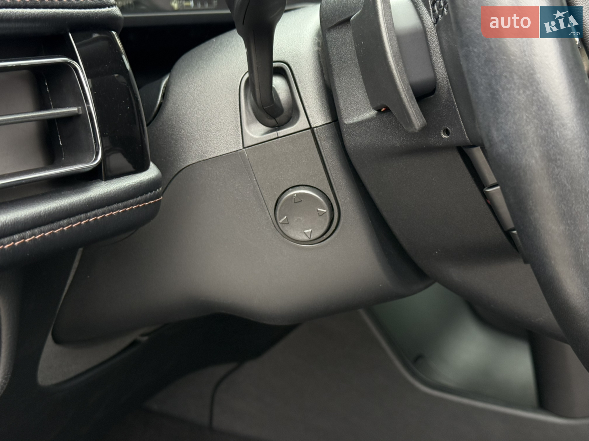 2020 Lincoln Aviator - мініатюра 54