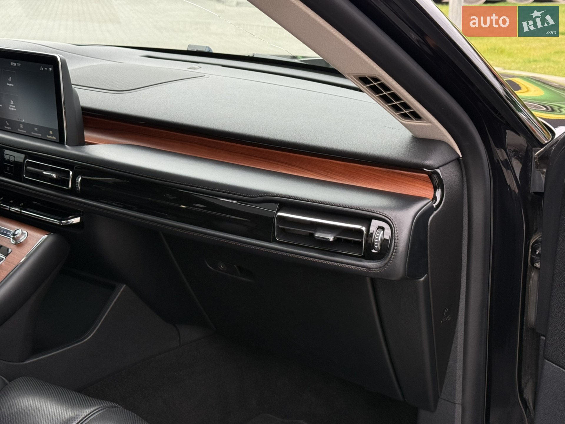 2020 Lincoln Aviator - мініатюра 81