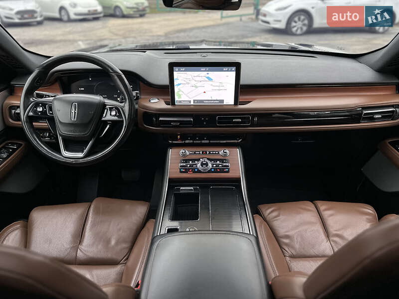 Позашляховик / Кросовер Lincoln Aviator 2019 в Шептицькому