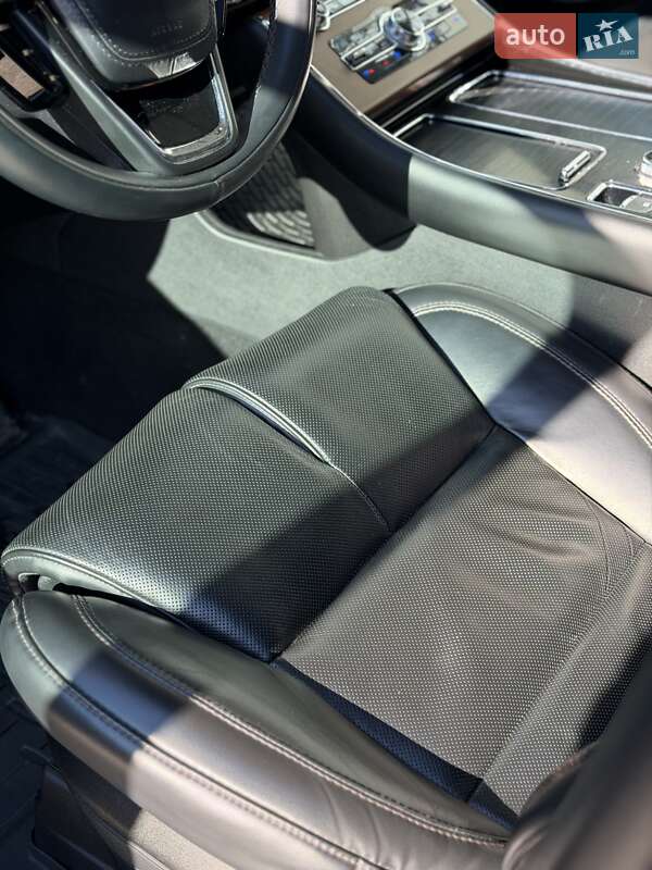 Внедорожник / Кроссовер Lincoln Aviator 2020 в Киеве фото 25 Внедорожник / Кроссовер Lincoln Aviator 2020 в Киеве