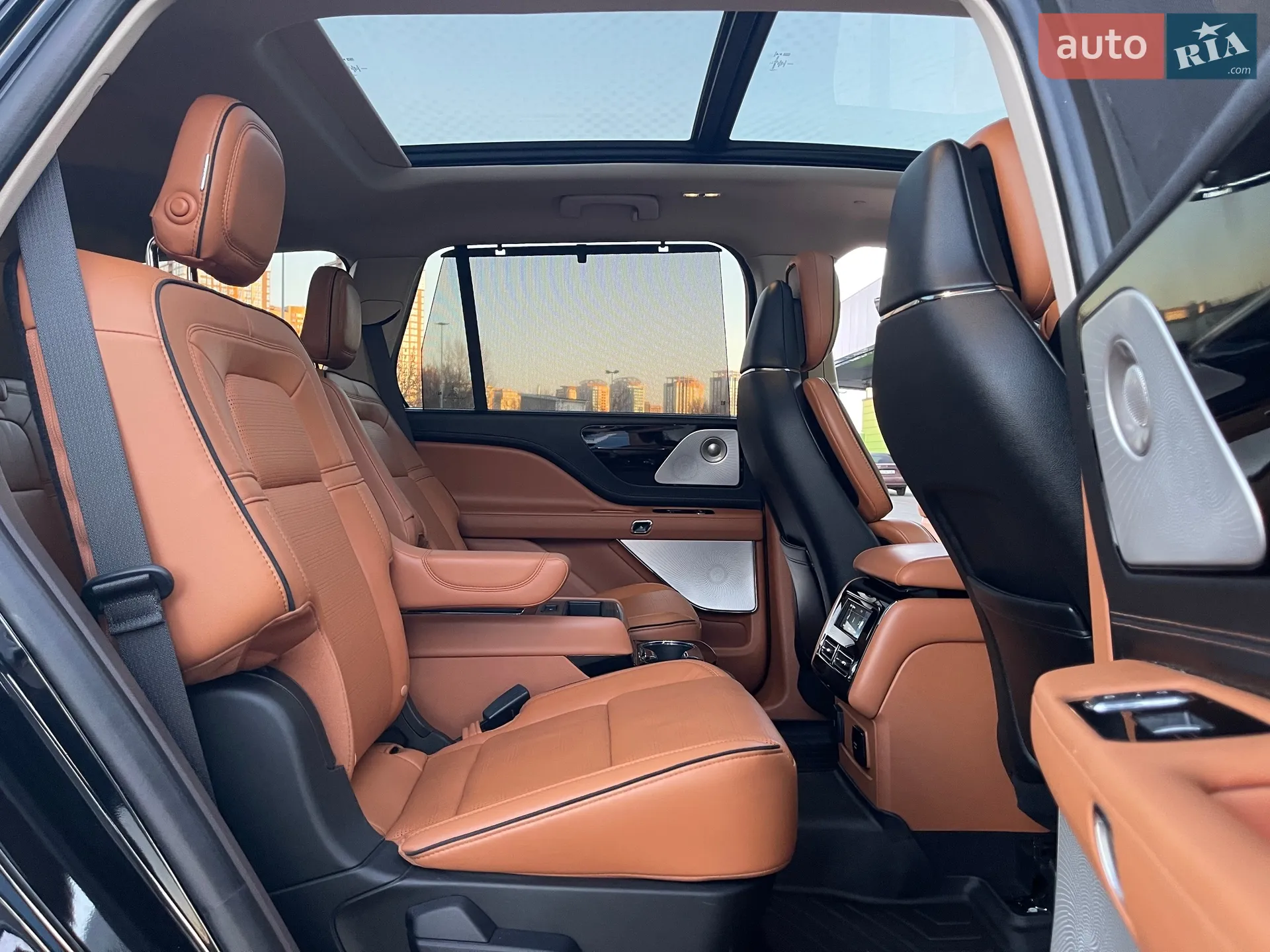 2020 Lincoln Aviator - мініатюра 35