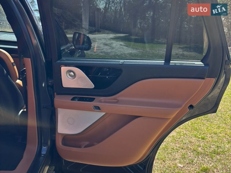 Внедорожник / Кроссовер Lincoln Aviator 2020 в Тернополе фото 17 Внедорожник / Кроссовер Lincoln Aviator 2020 в Тернополе