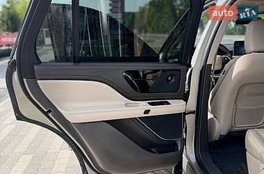 Внедорожник / Кроссовер Lincoln Aviator 2023 в Львове