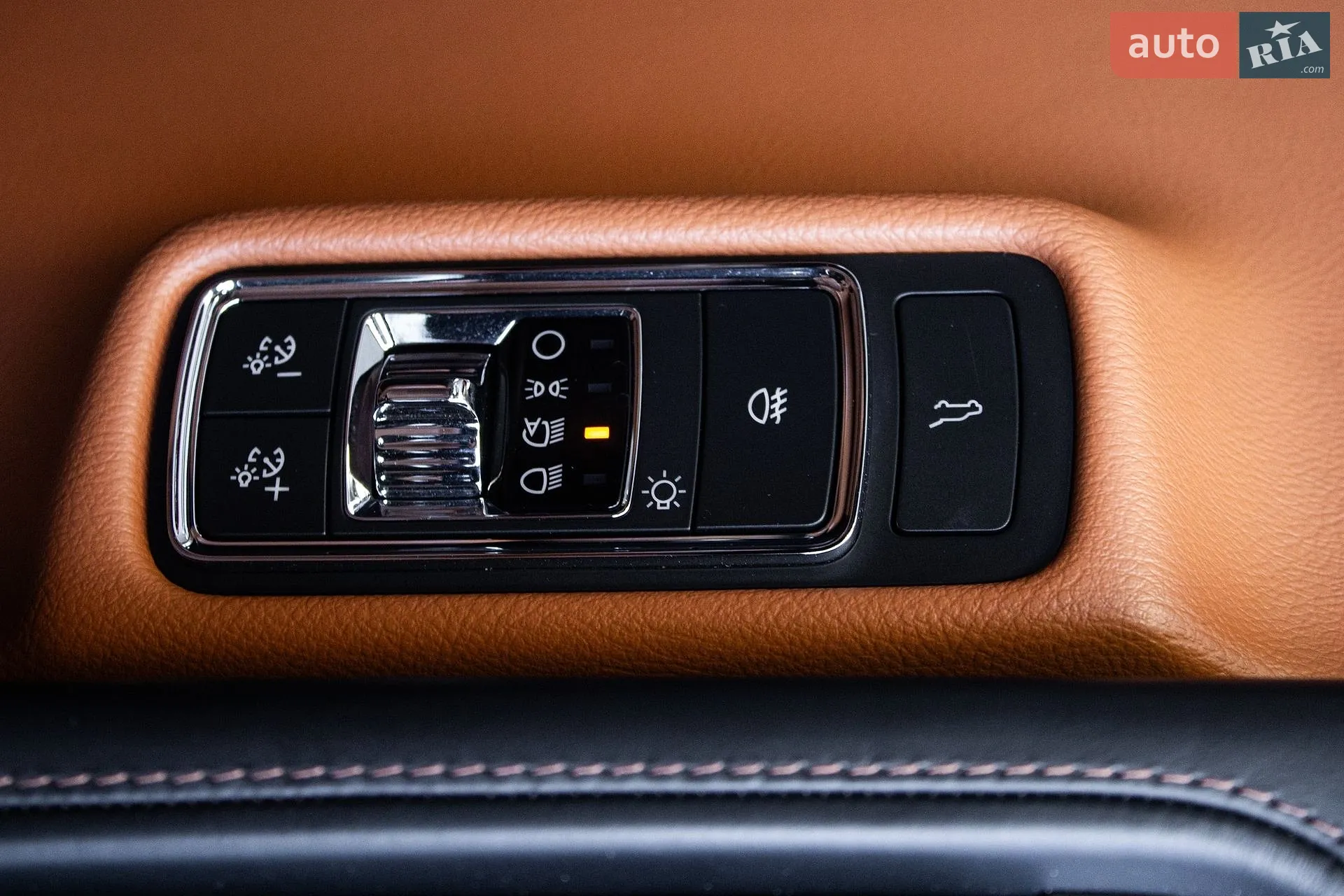 2020 Lincoln Aviator - мініатюра 34