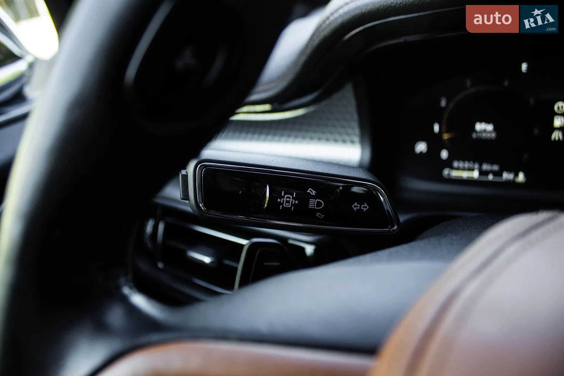 2020 Lincoln Aviator - мініатюра 32