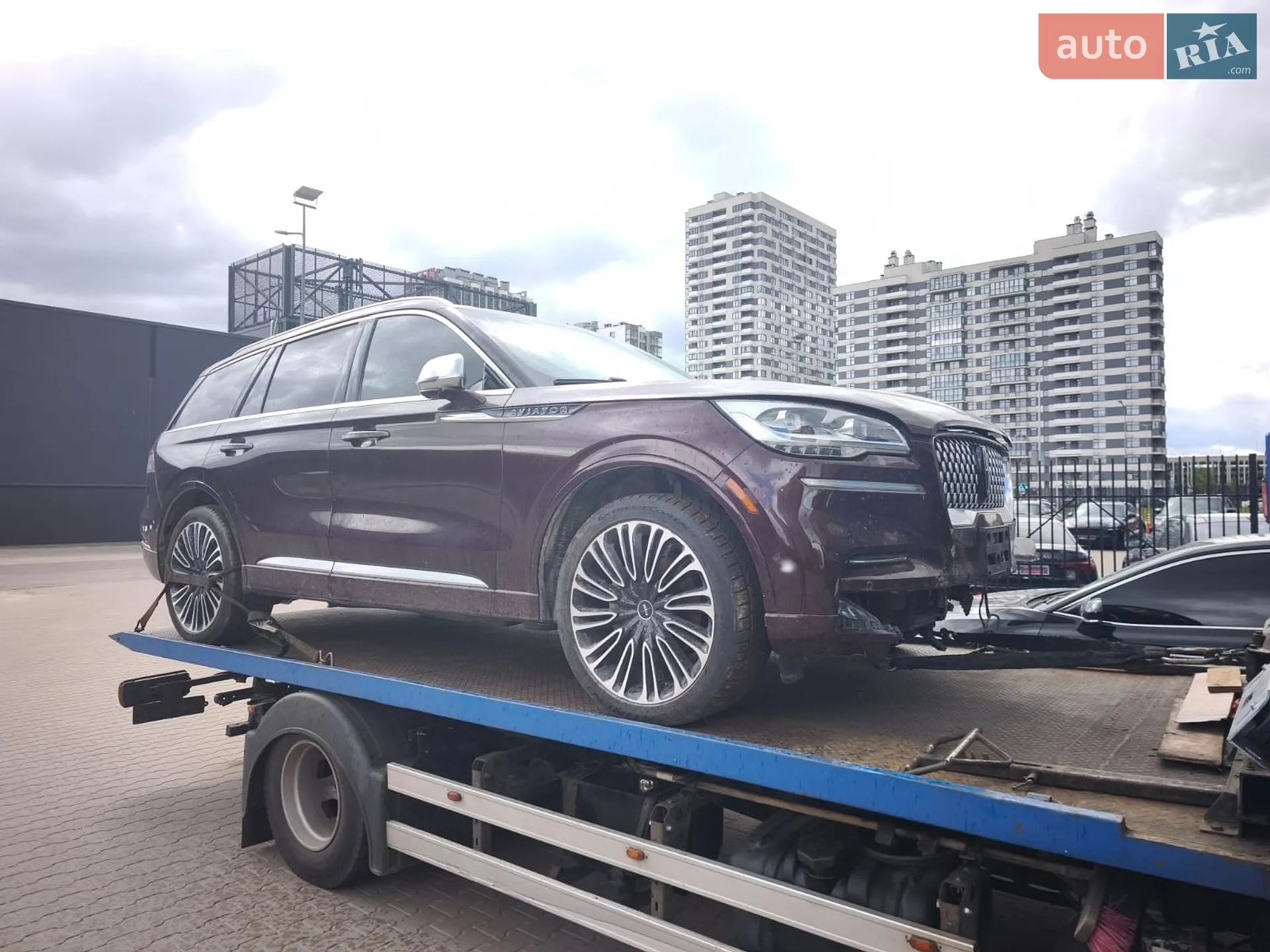 2020 Lincoln Aviator - мініатюра 8
