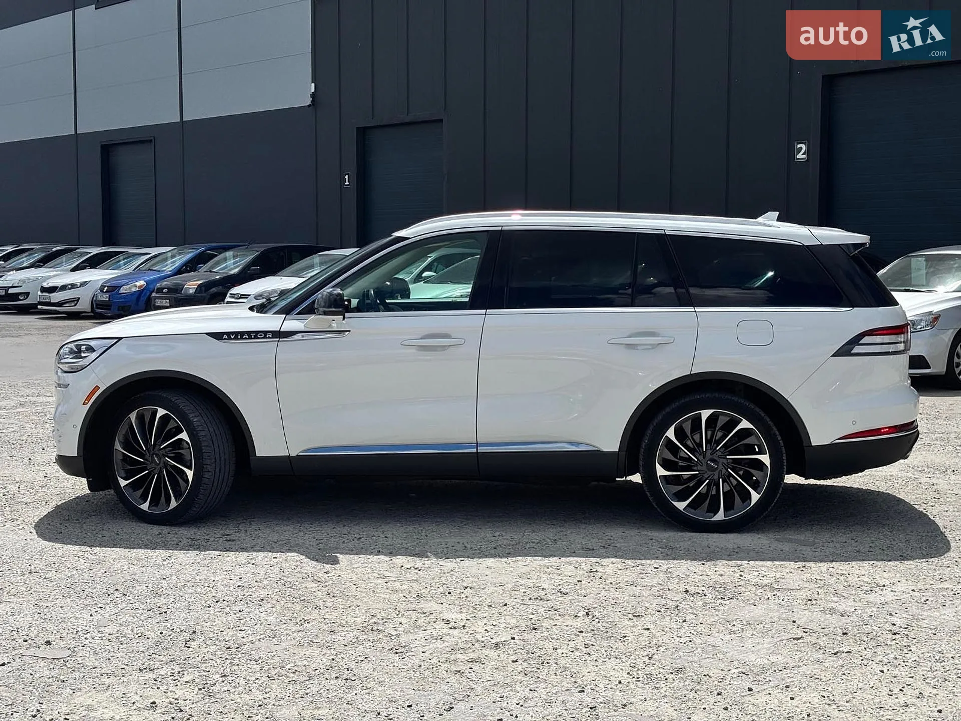 2019 Lincoln Aviator - мініатюра 7