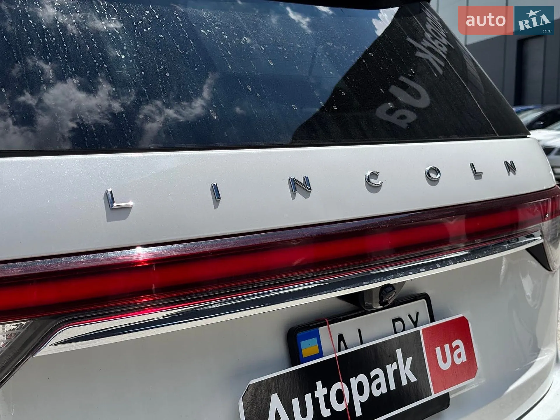 2019 Lincoln Aviator - мініатюра 12