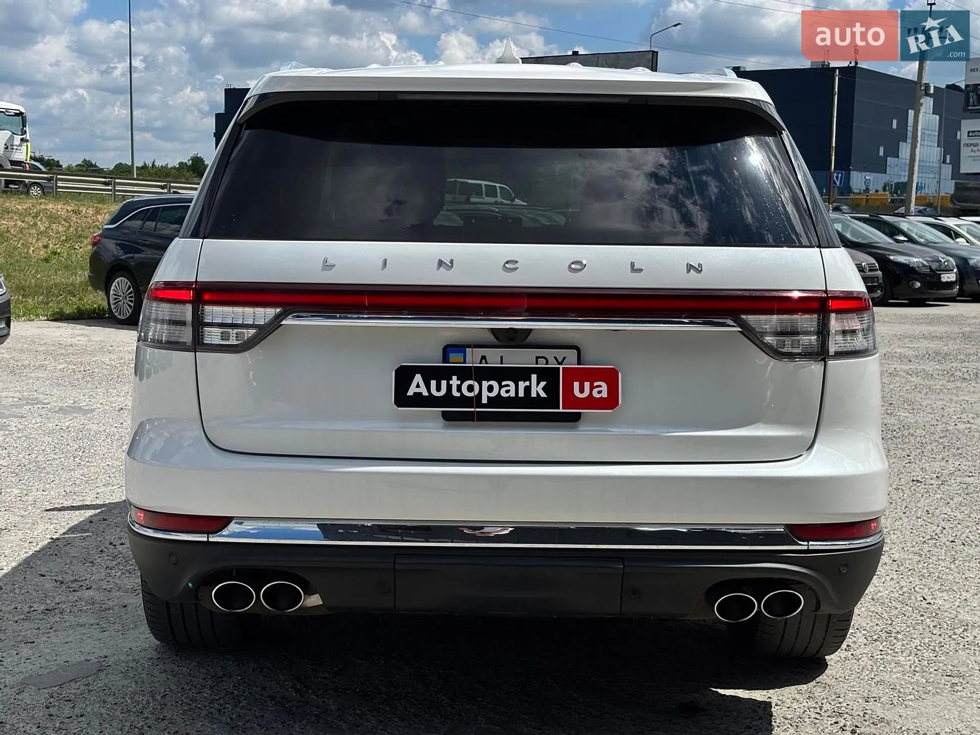 2019 Lincoln Aviator - мініатюра 13