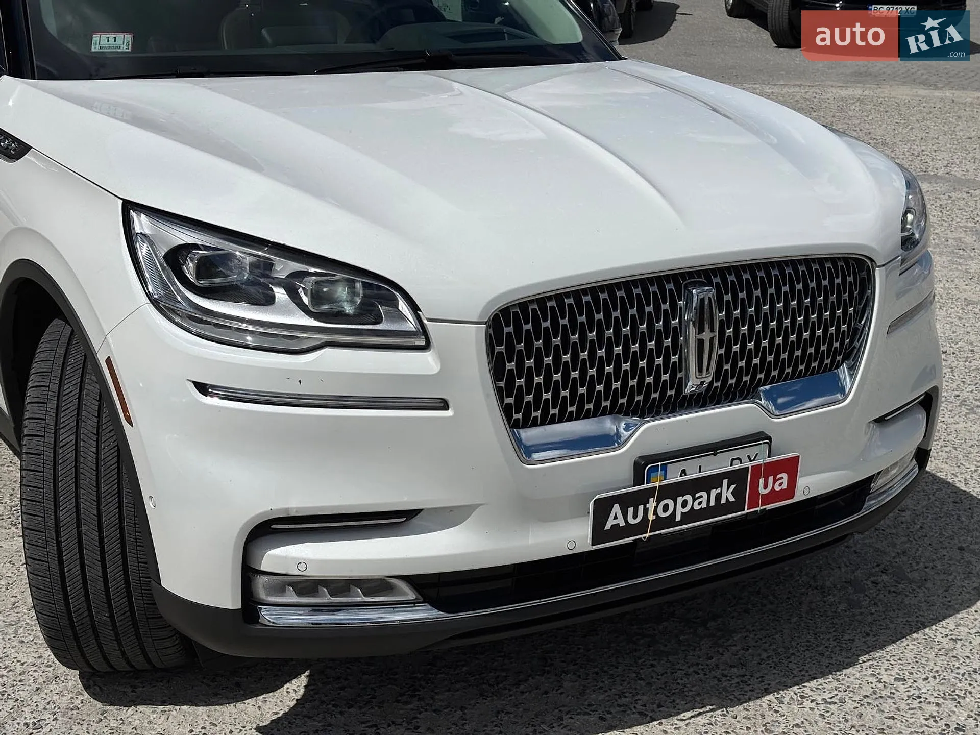 2019 Lincoln Aviator - мініатюра 21