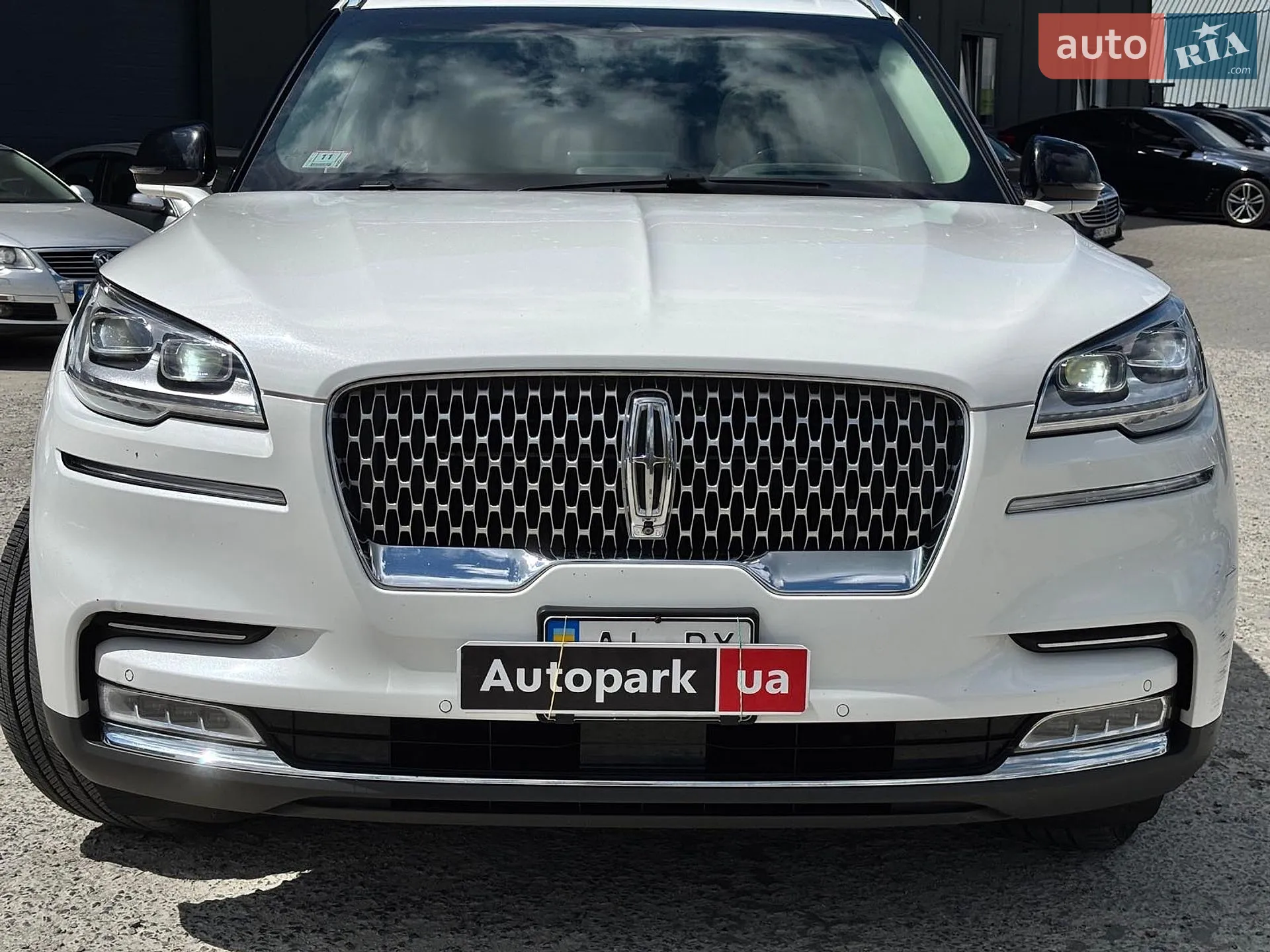 2019 Lincoln Aviator - мініатюра 22