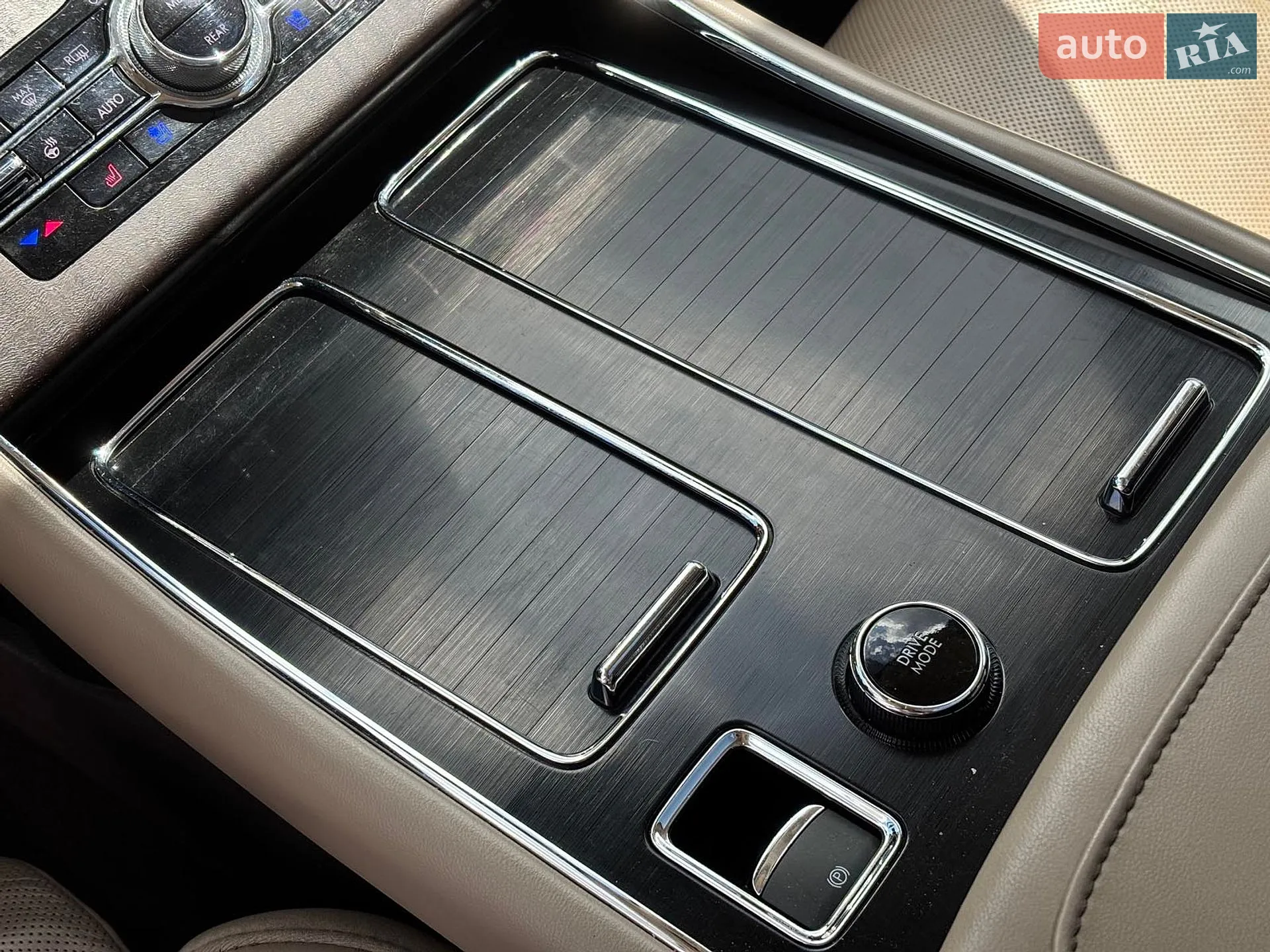 2019 Lincoln Aviator - мініатюра 41