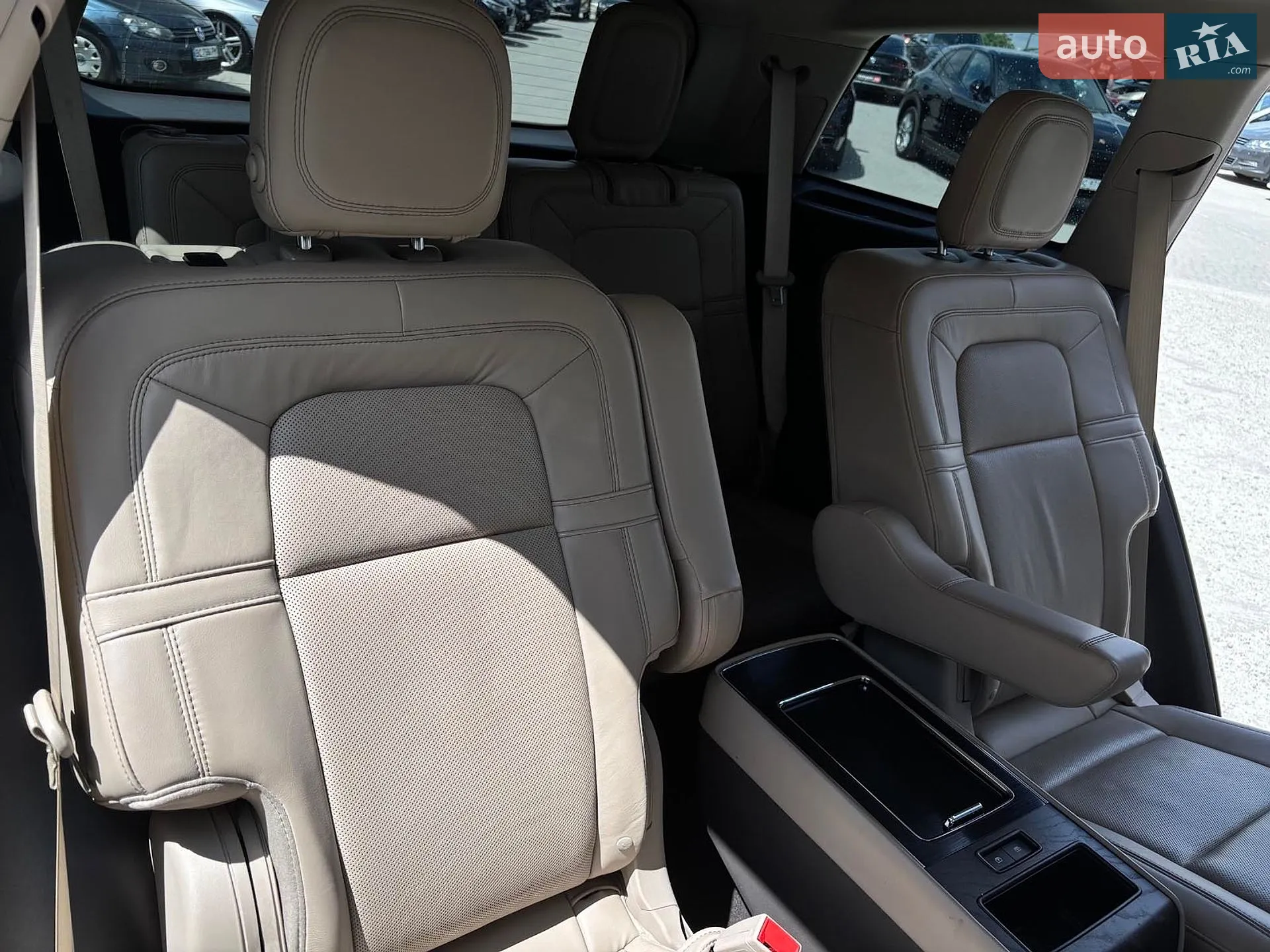 2019 Lincoln Aviator - мініатюра 50
