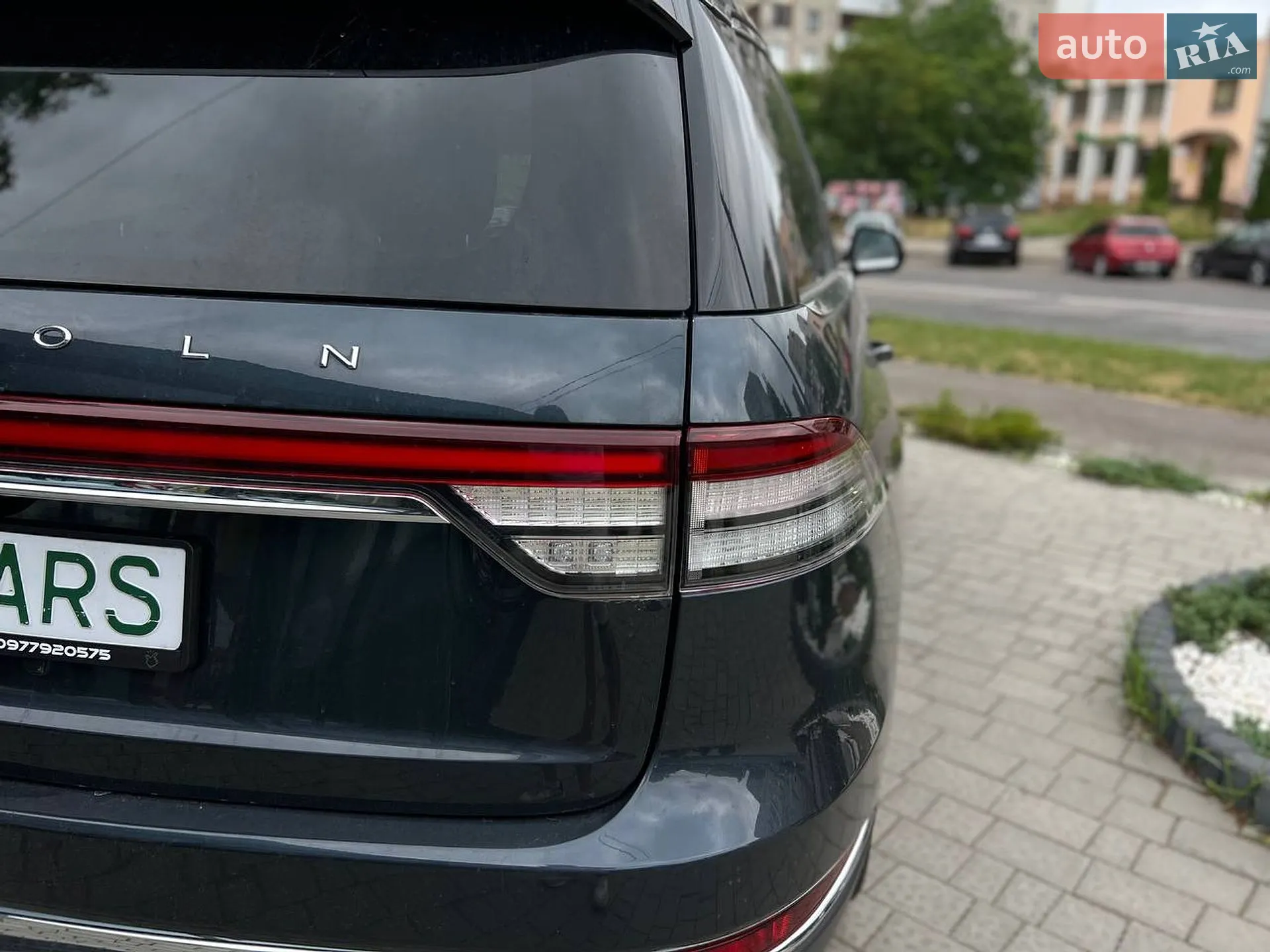 2021 Lincoln Aviator - мініатюра 8
