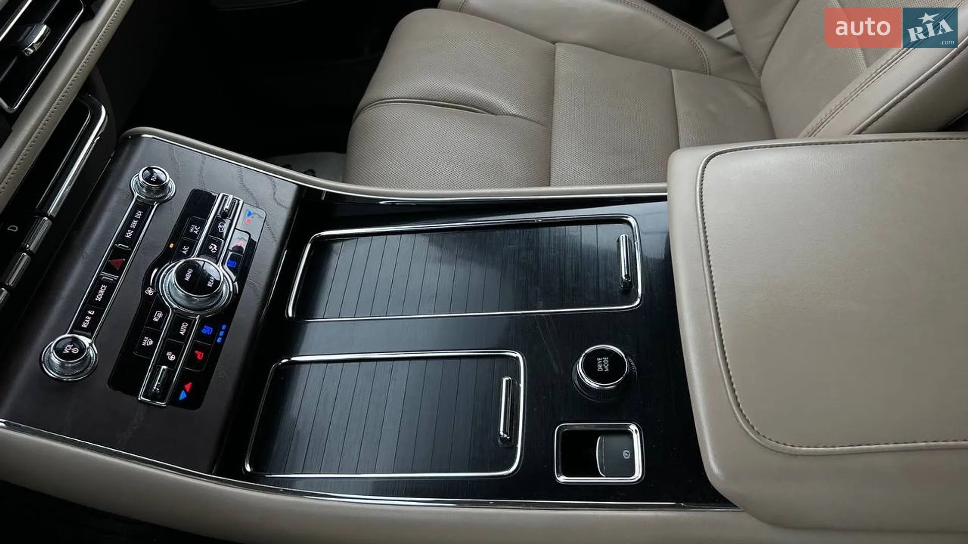 2021 Lincoln Aviator - мініатюра 23