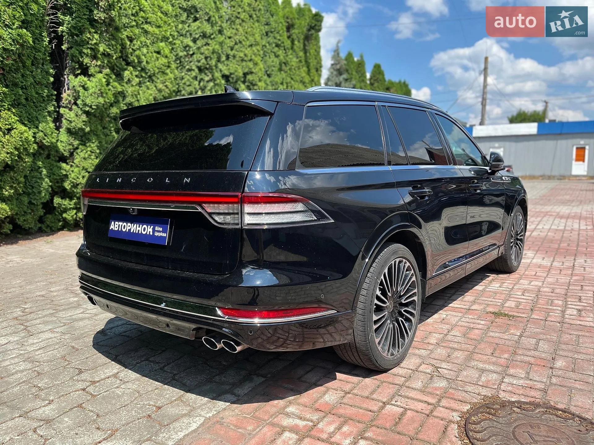 2022 Lincoln Aviator - мініатюра 3