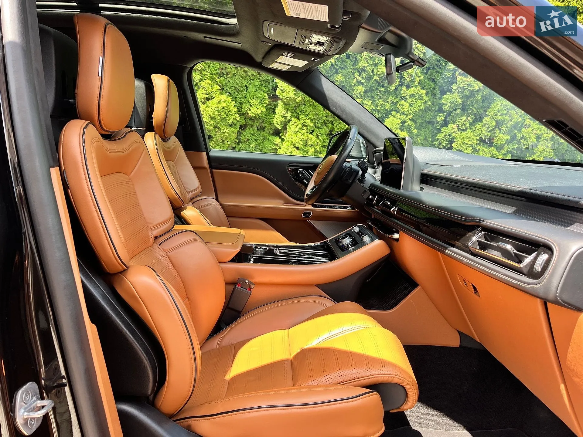 2022 Lincoln Aviator - мініатюра 33