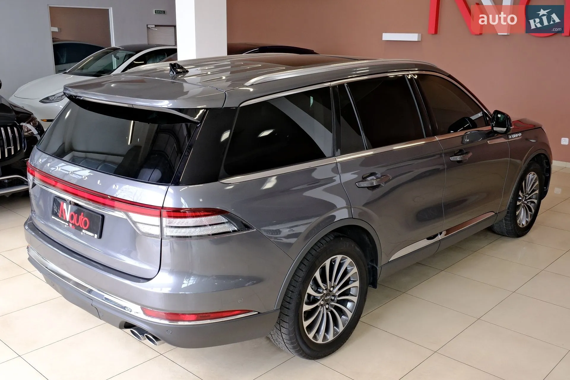 2021 Lincoln Aviator - мініатюра 24