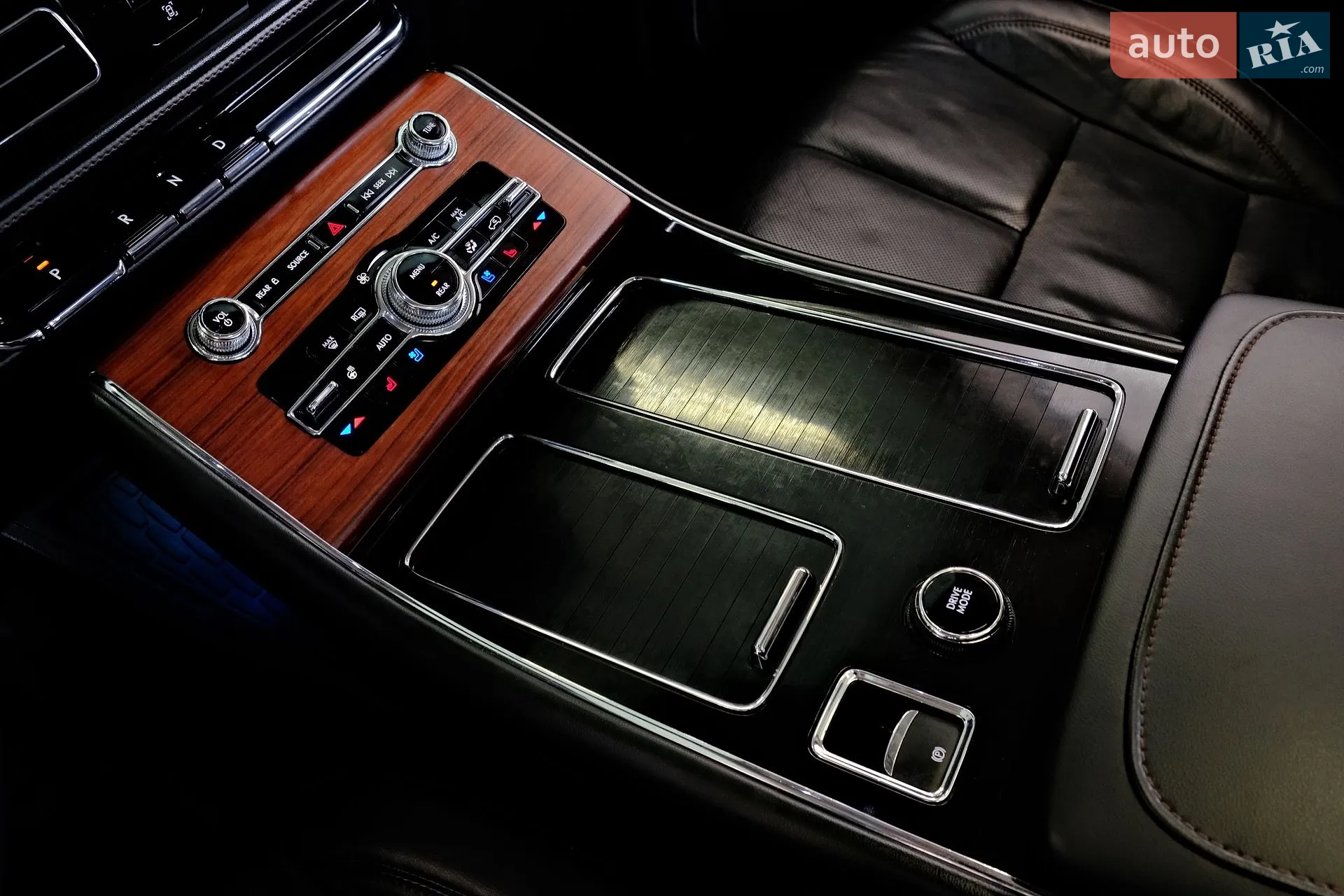 2021 Lincoln Aviator - мініатюра 33