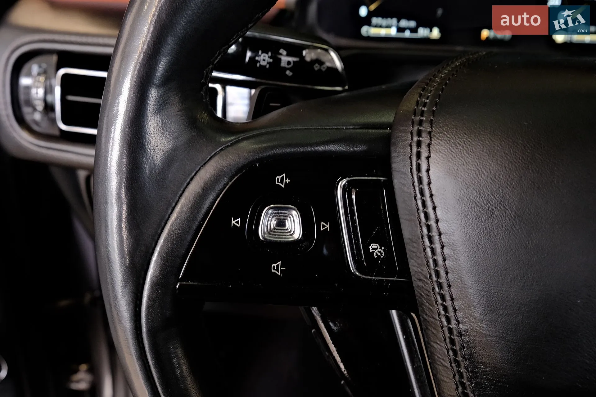 2021 Lincoln Aviator - мініатюра 39