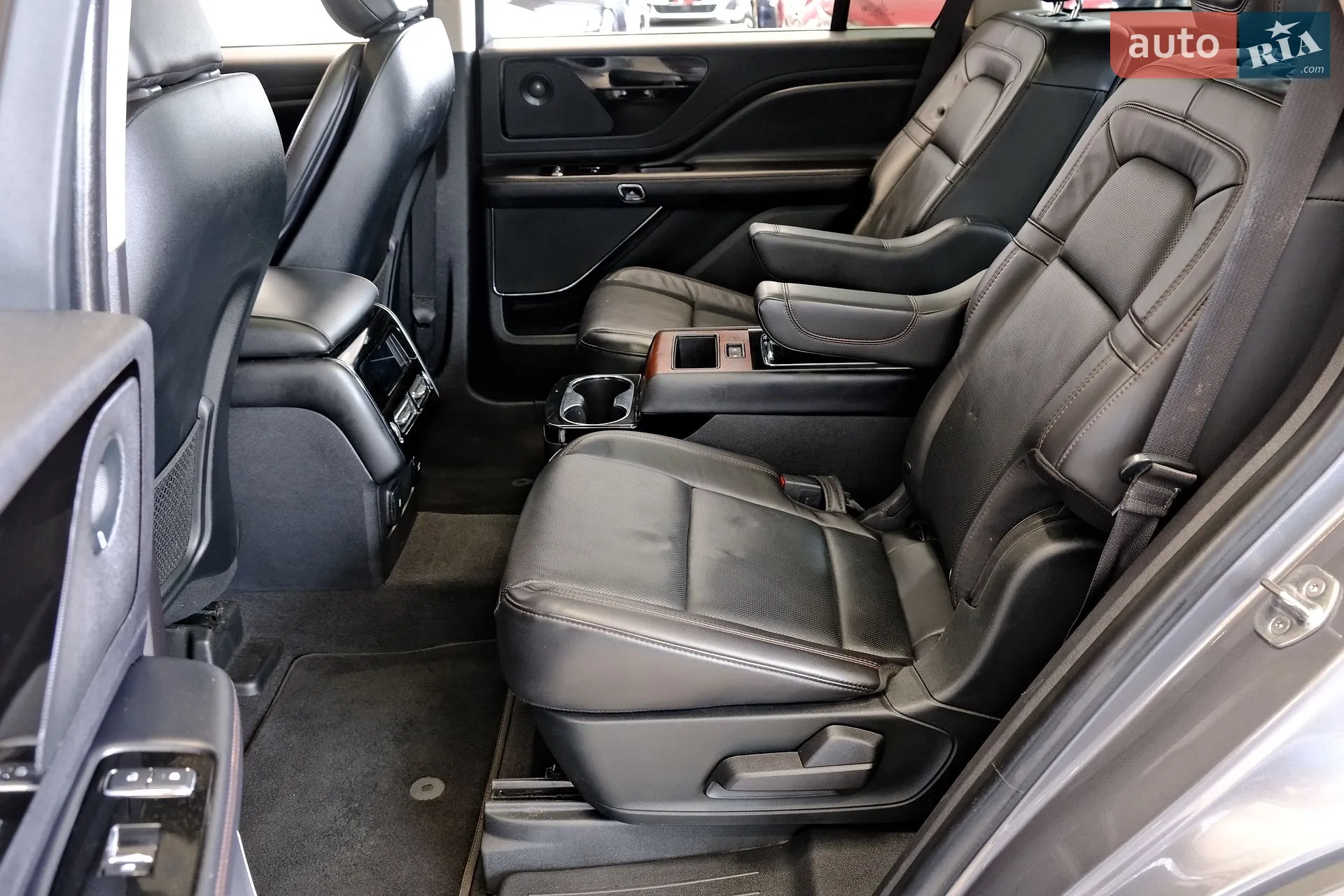 2021 Lincoln Aviator - мініатюра 55