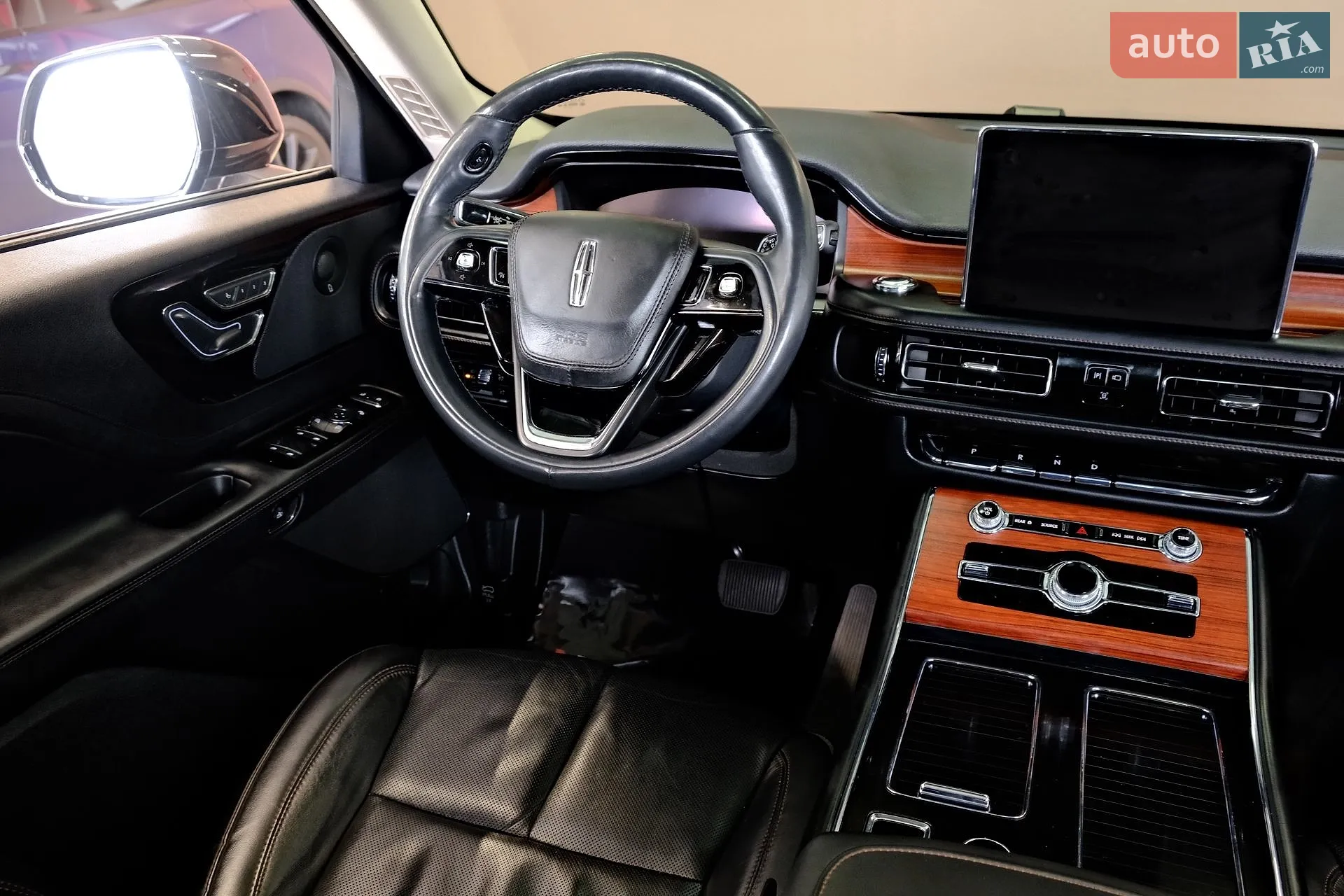 2021 Lincoln Aviator - мініатюра 75