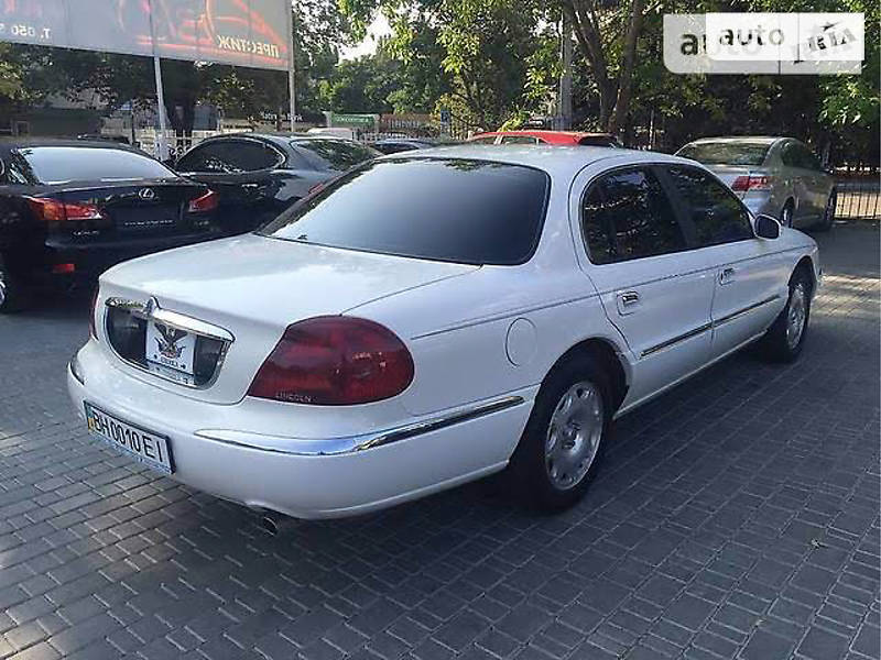 Lincoln Continental 1998 року