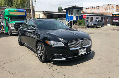 Седан Lincoln Continental 2017 в 