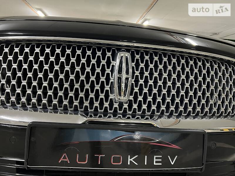 Седан Lincoln Continental 2018 в Києві