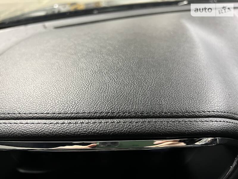 Седан Lincoln Continental 2018 в Києві