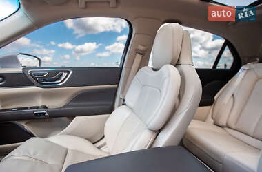 Седан Lincoln Continental 2019 в 