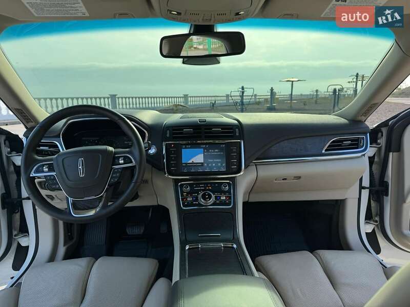 Седан Lincoln Continental 2019 в Одессе