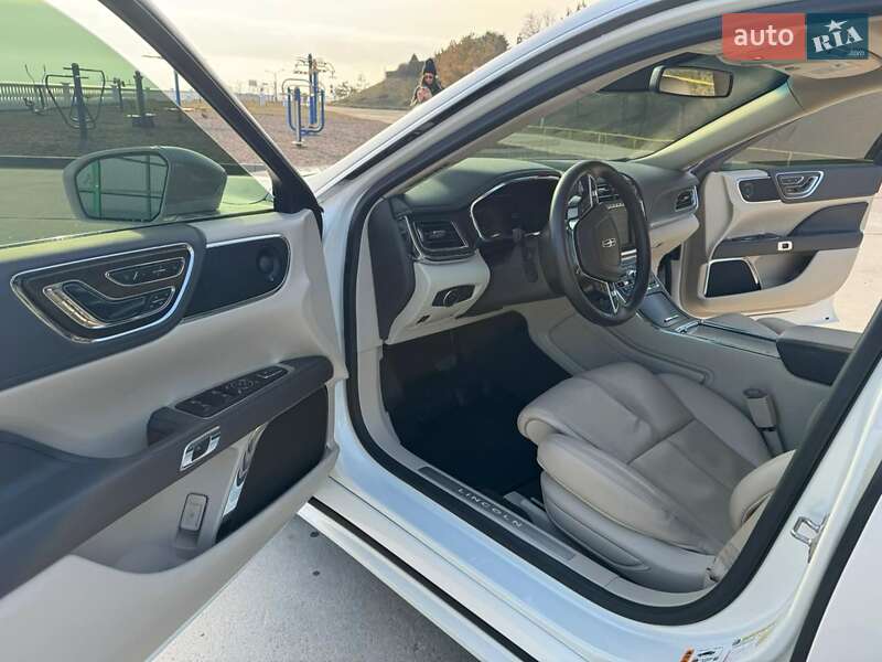 Седан Lincoln Continental 2019 в Одессе