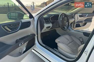 Седан Lincoln Continental 2019 в 