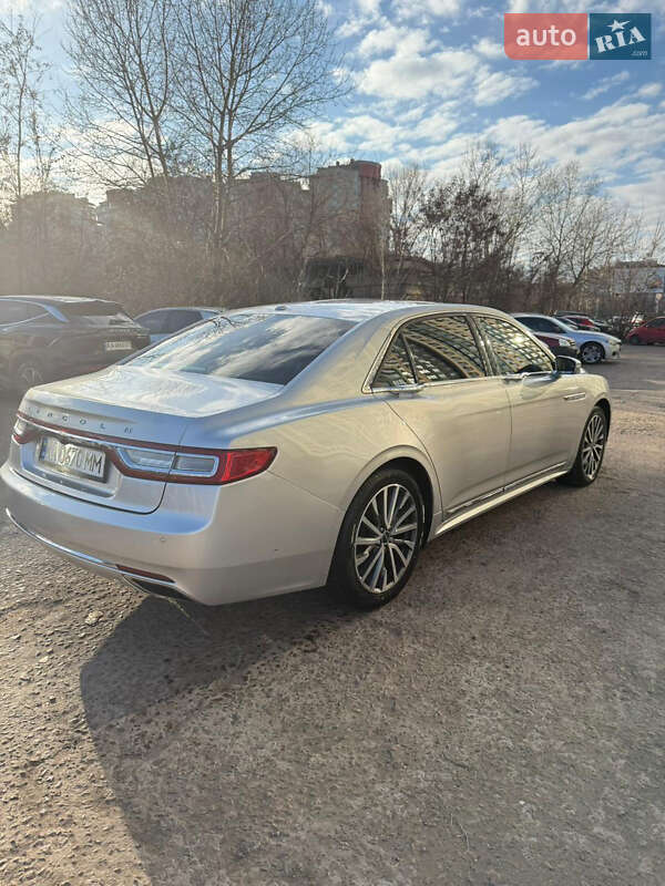 Седан Lincoln Continental 2017 в Киеве