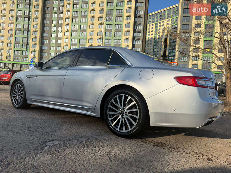 Седан Lincoln Continental 2017 в Киеве