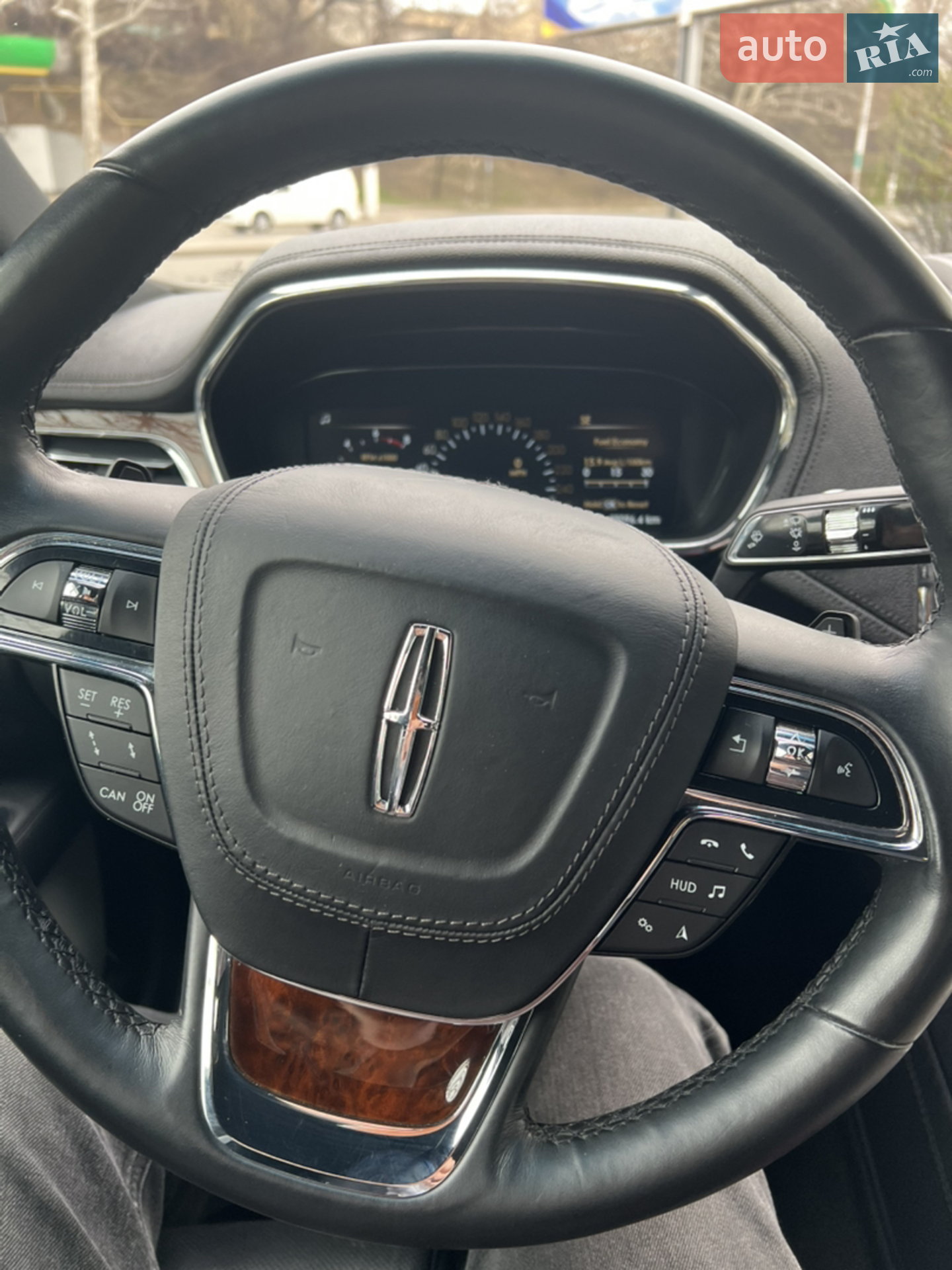 2020 Lincoln Continental - мініатюра 17