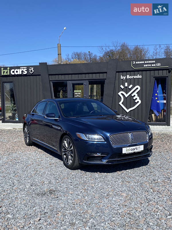 Седан Lincoln Continental 2016 в Львові