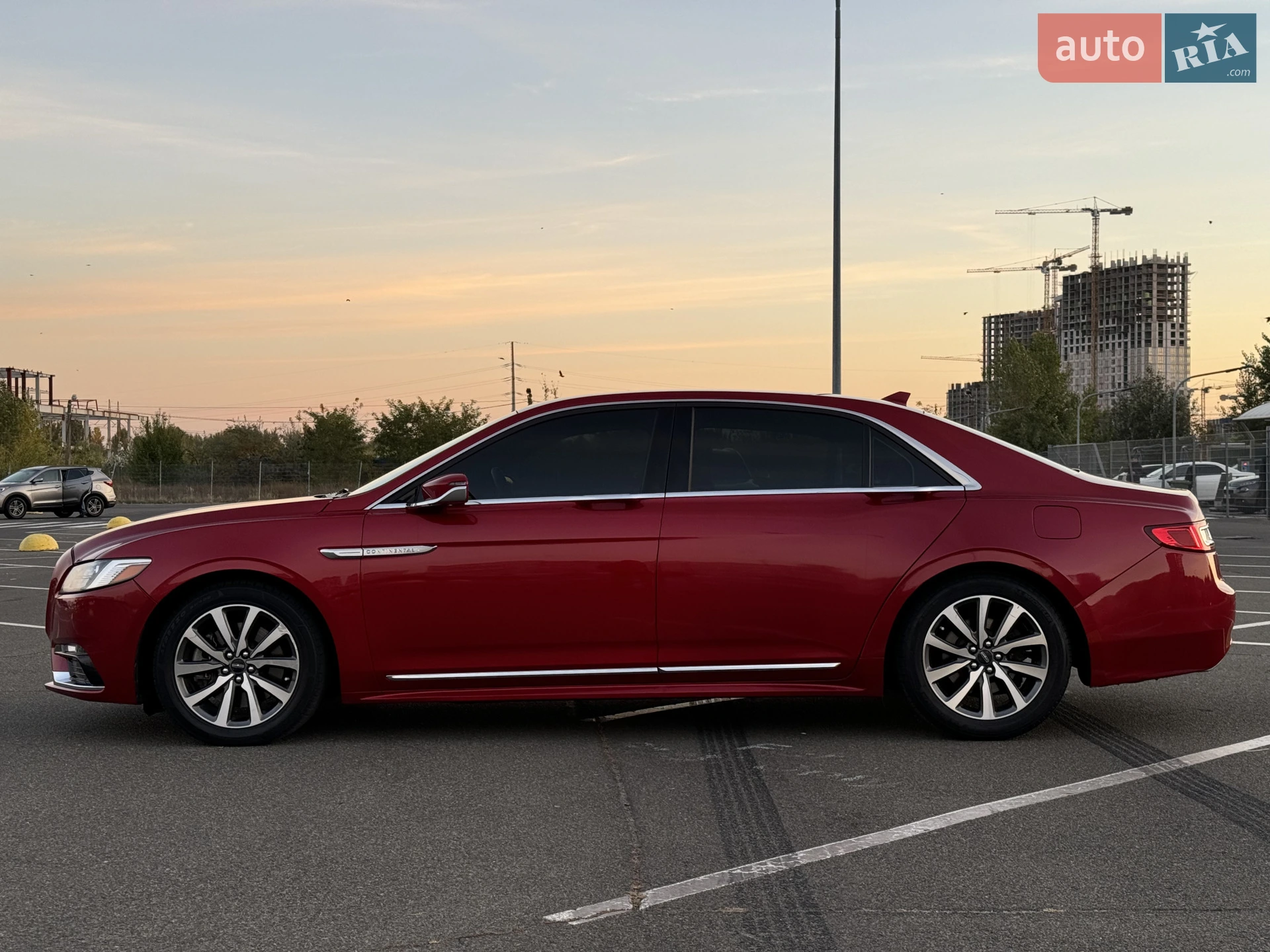 2020 Lincoln Continental - мініатюра 21
