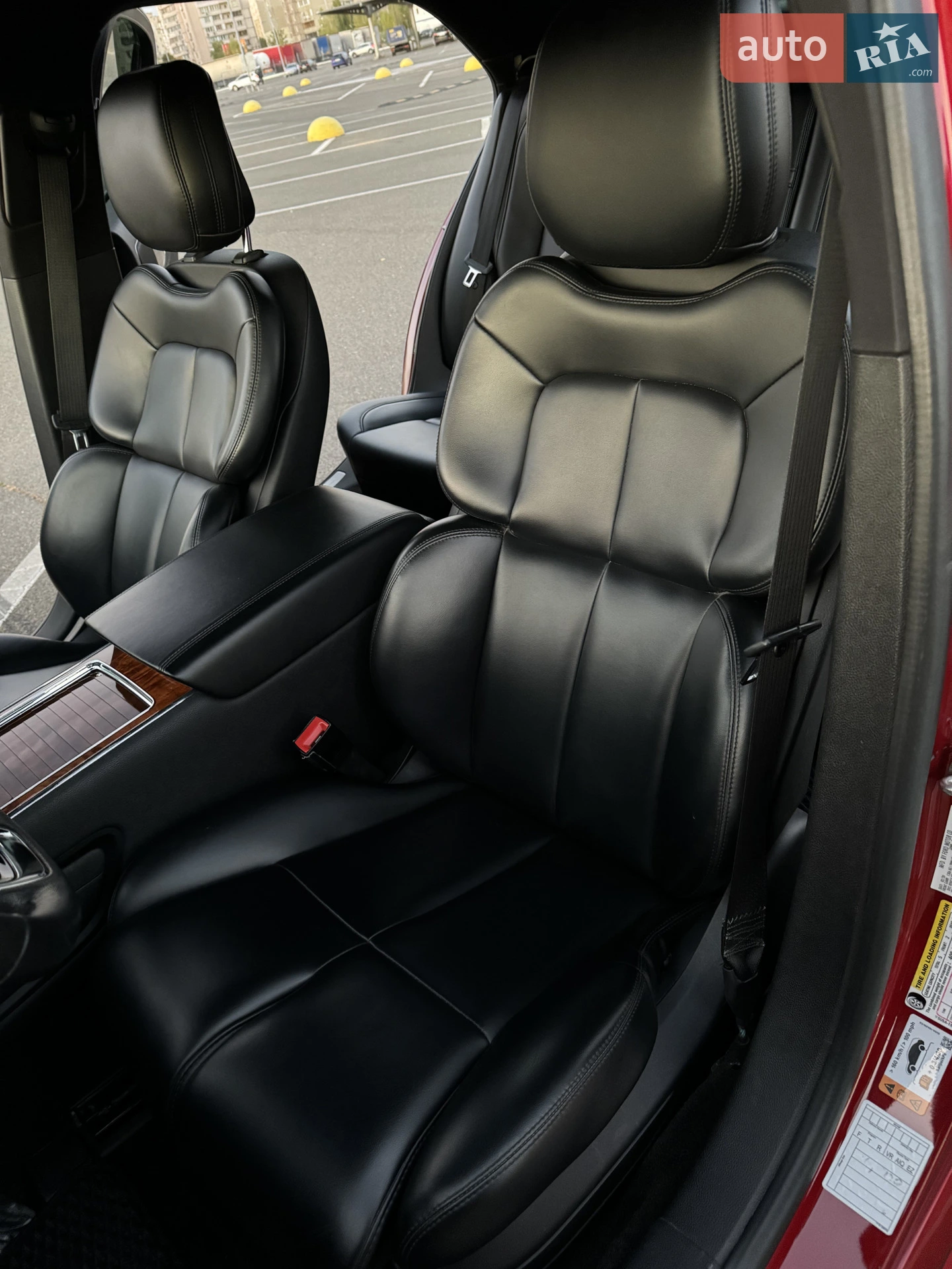 2020 Lincoln Continental - мініатюра 41