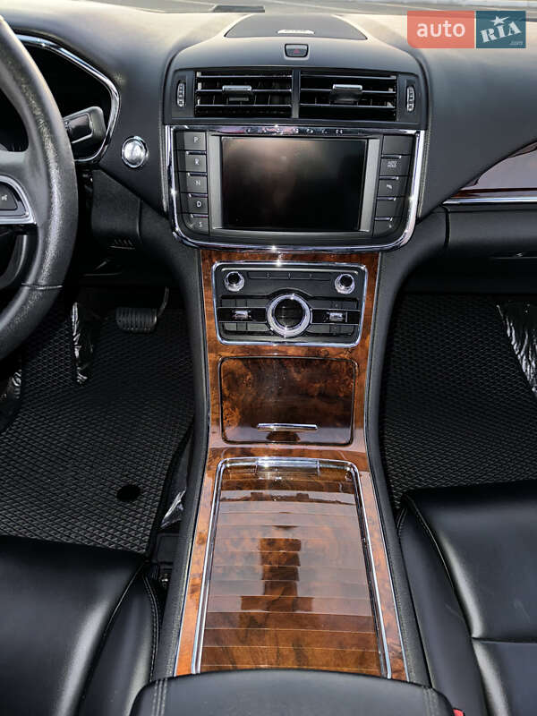 Седан Lincoln Continental 2020 в Киеве фото 50 Седан Lincoln Continental 2020 в Киеве