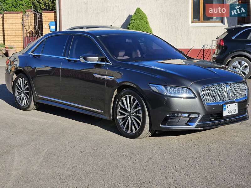 Седан Lincoln Continental 2018 в Владимире