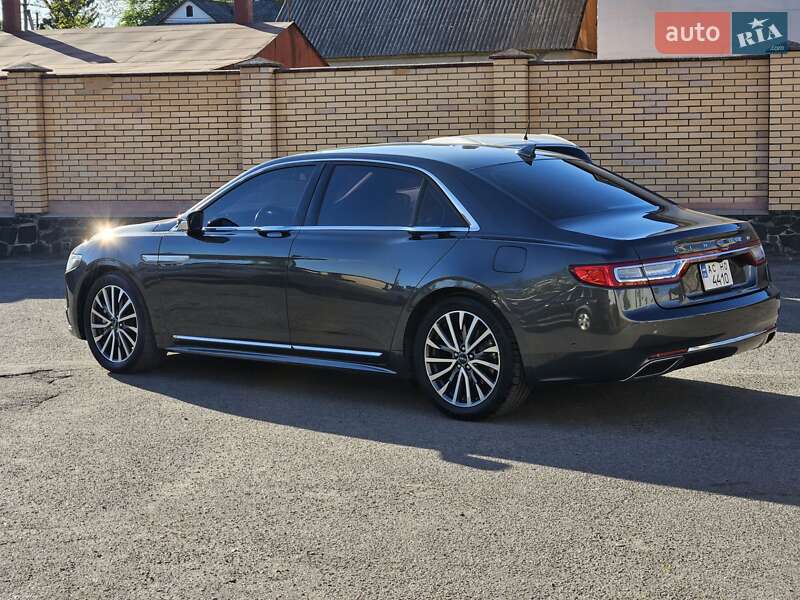 Седан Lincoln Continental 2018 в Владимире