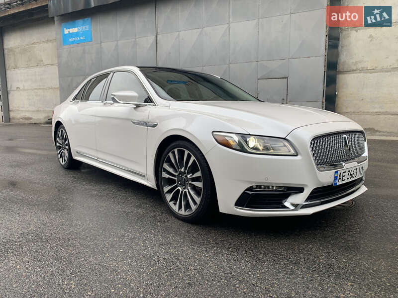 Седан Lincoln Continental 2017 в Днепре
