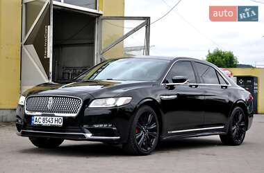 Седан Lincoln Continental 2016 в Львове
