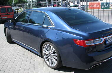 Седан Lincoln Continental 2016 в 