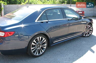 Седан Lincoln Continental 2016 в 